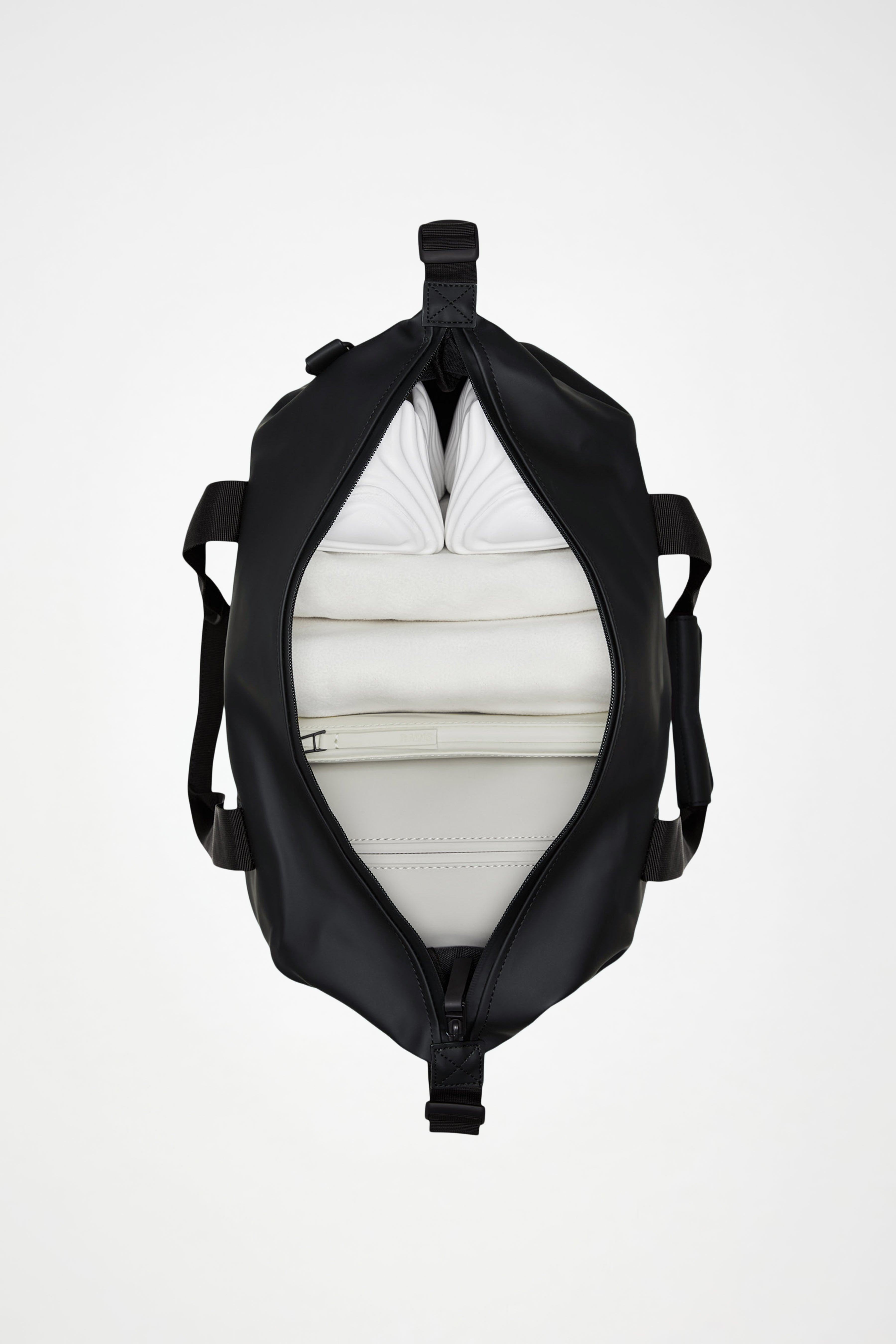 RAINS Hilo Weekend Bag Small Black 18L H26 x D20 x W40 cm Weekender