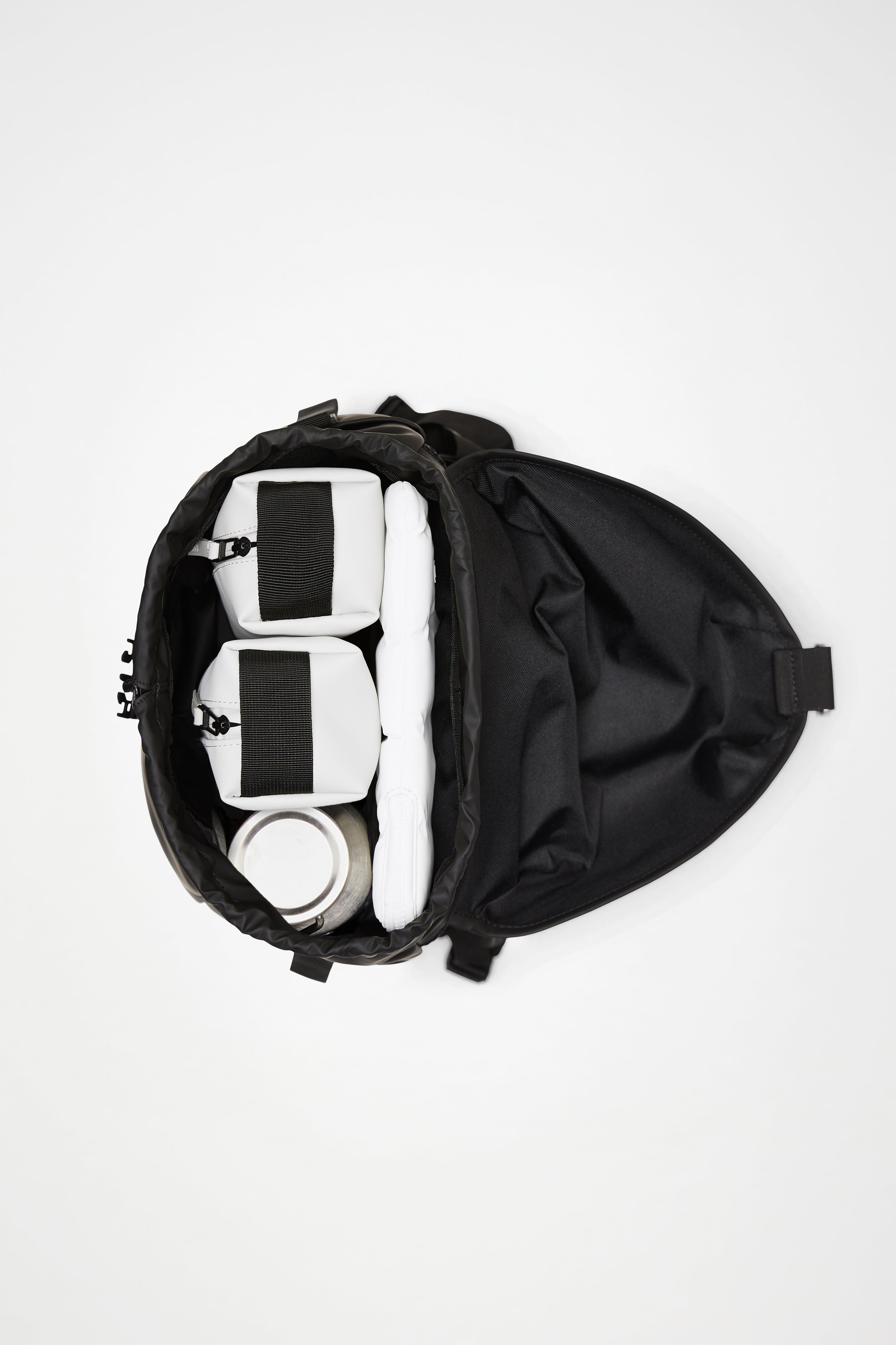 RAINS Valera Bucket Backpack Cinder Glaze 18L H40 x D16 x W29 cm Backpack